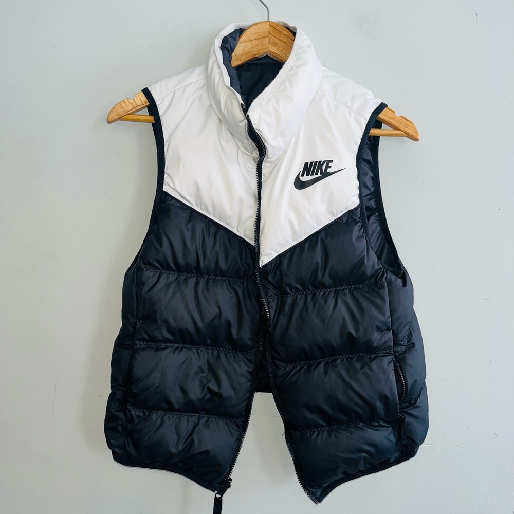 NIKE Windrunner Reversible Puffer Vest Sz S